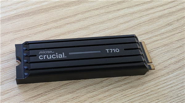 英睿达宣布PCIe 5.0 SSD T710：读取高达14.9GB/s 其他弱点
