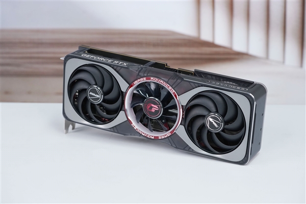 再续引力之环！七彩虹iGame RTX 5060 Adavanced OC显卡图赏