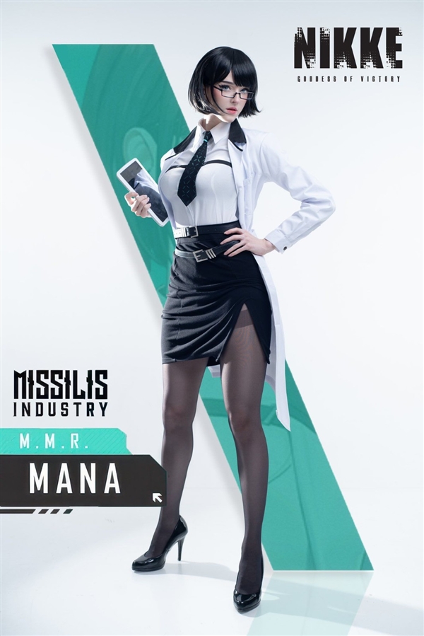 拉脱维亚美女Cos《妮姬》图赏 性感热辣超还原